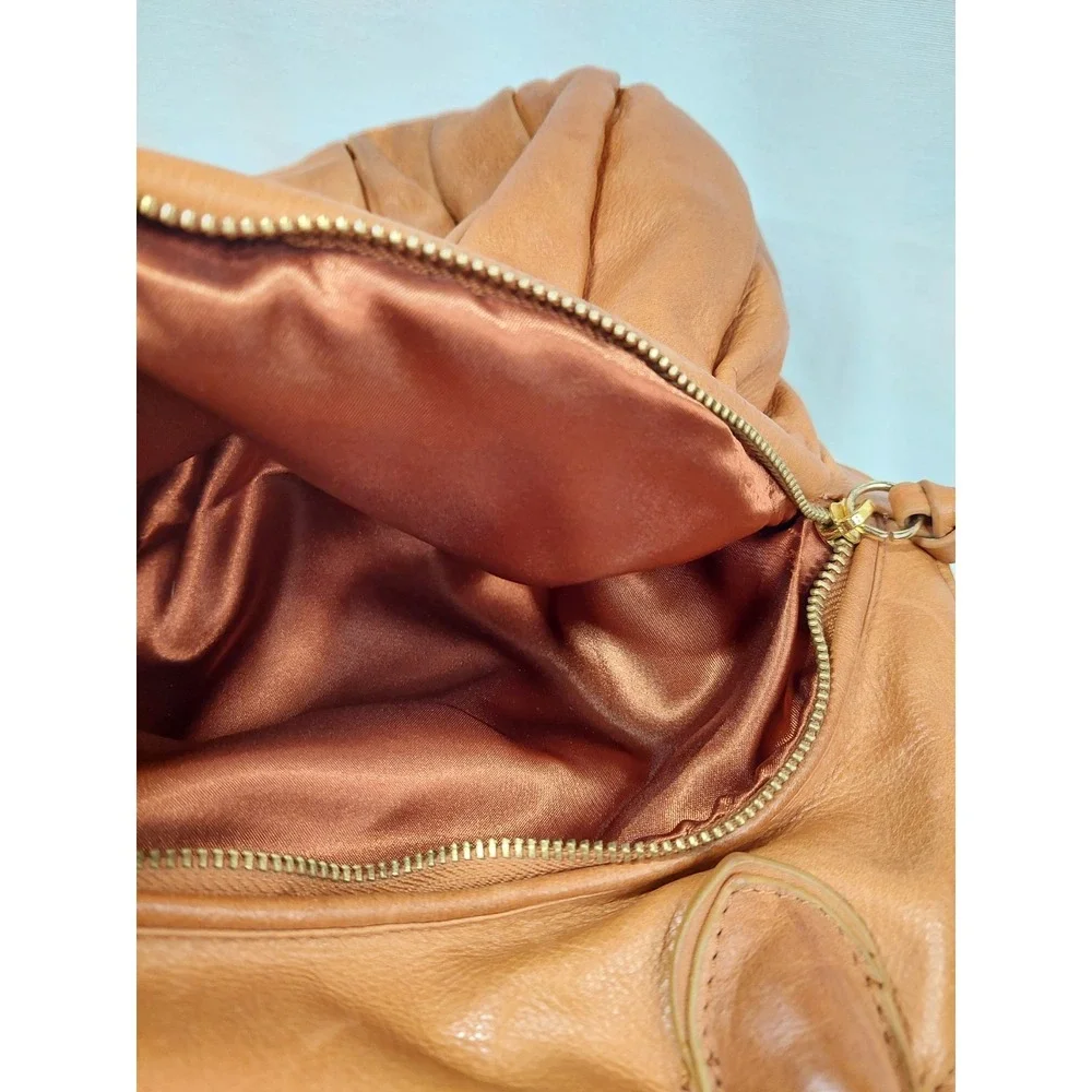 Sabina item specifics